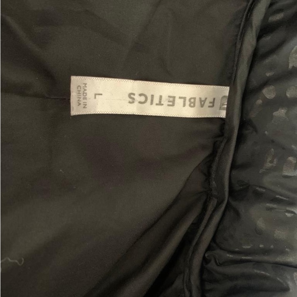 Fabletics women’s jacket - Picture 4 of 10
